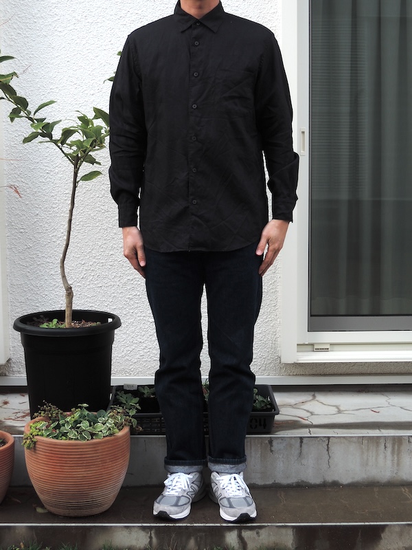 175cm／70kg　UNIQLO Premium Linen Shirts　L　09 BLACK着用画像